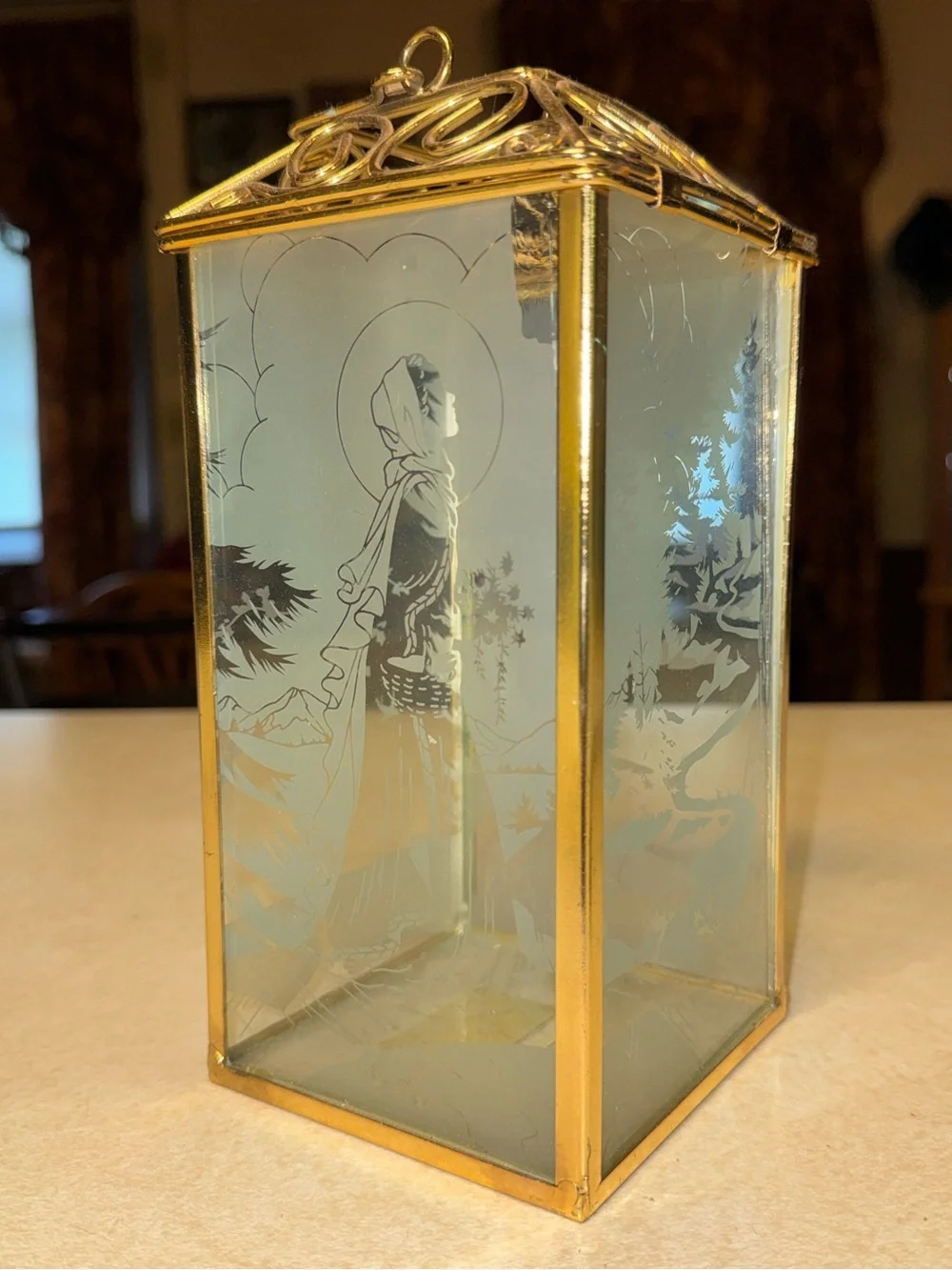 Ethereal lantern